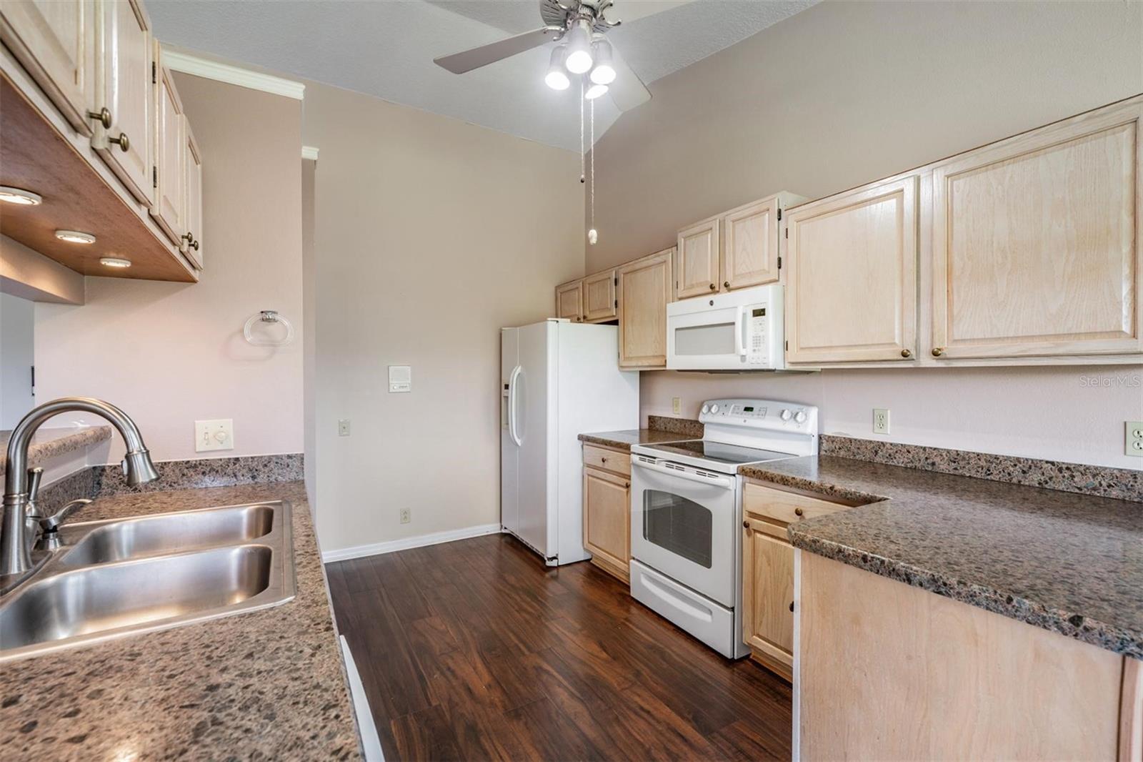 Image 25 of 49 For 8417 Danbury Lane