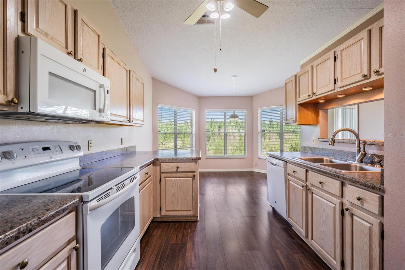 Image 26 of 49 For 8417 Danbury Lane