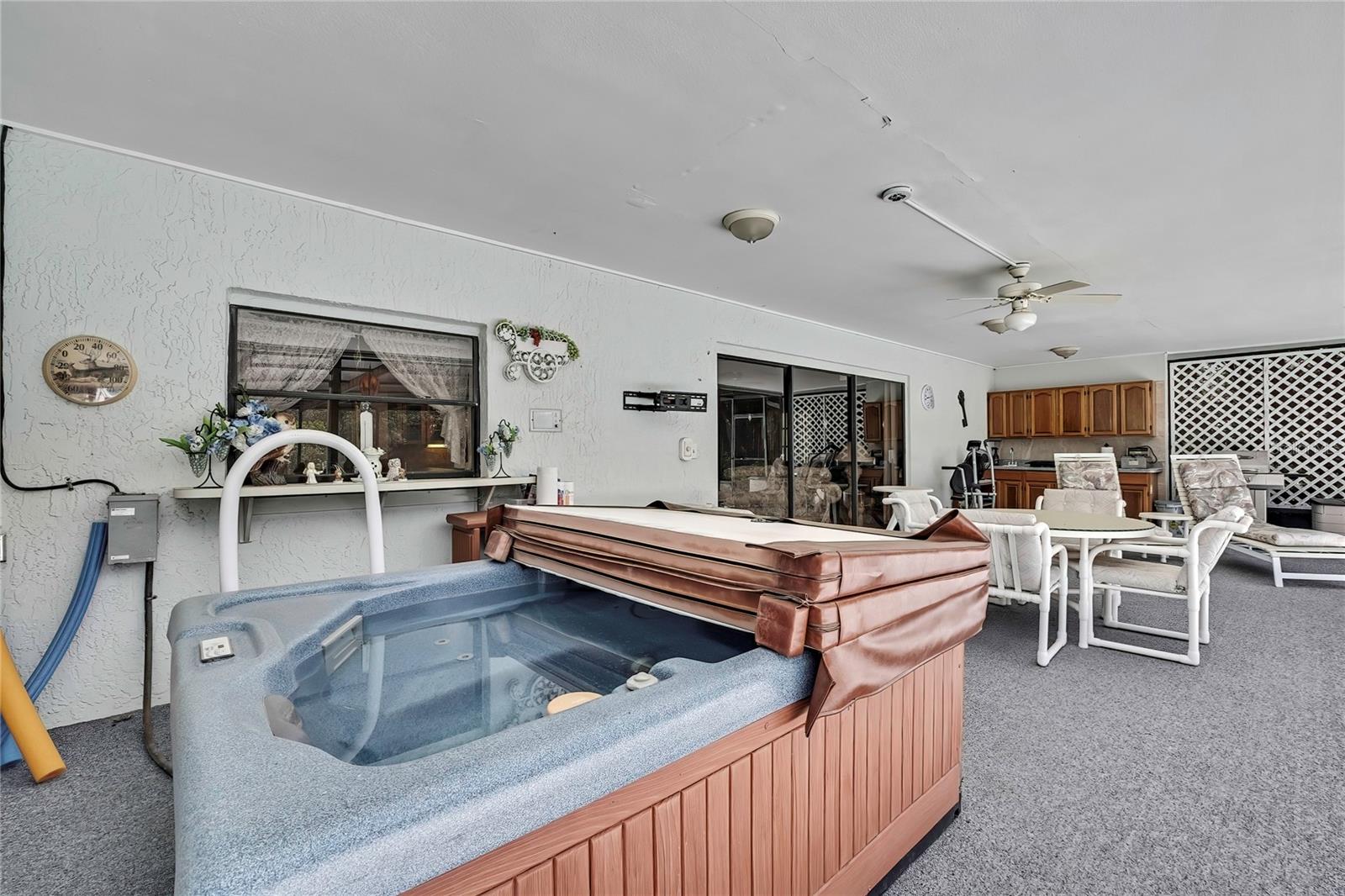 Image 36 of 58 For 12722 Oak Tree Drive