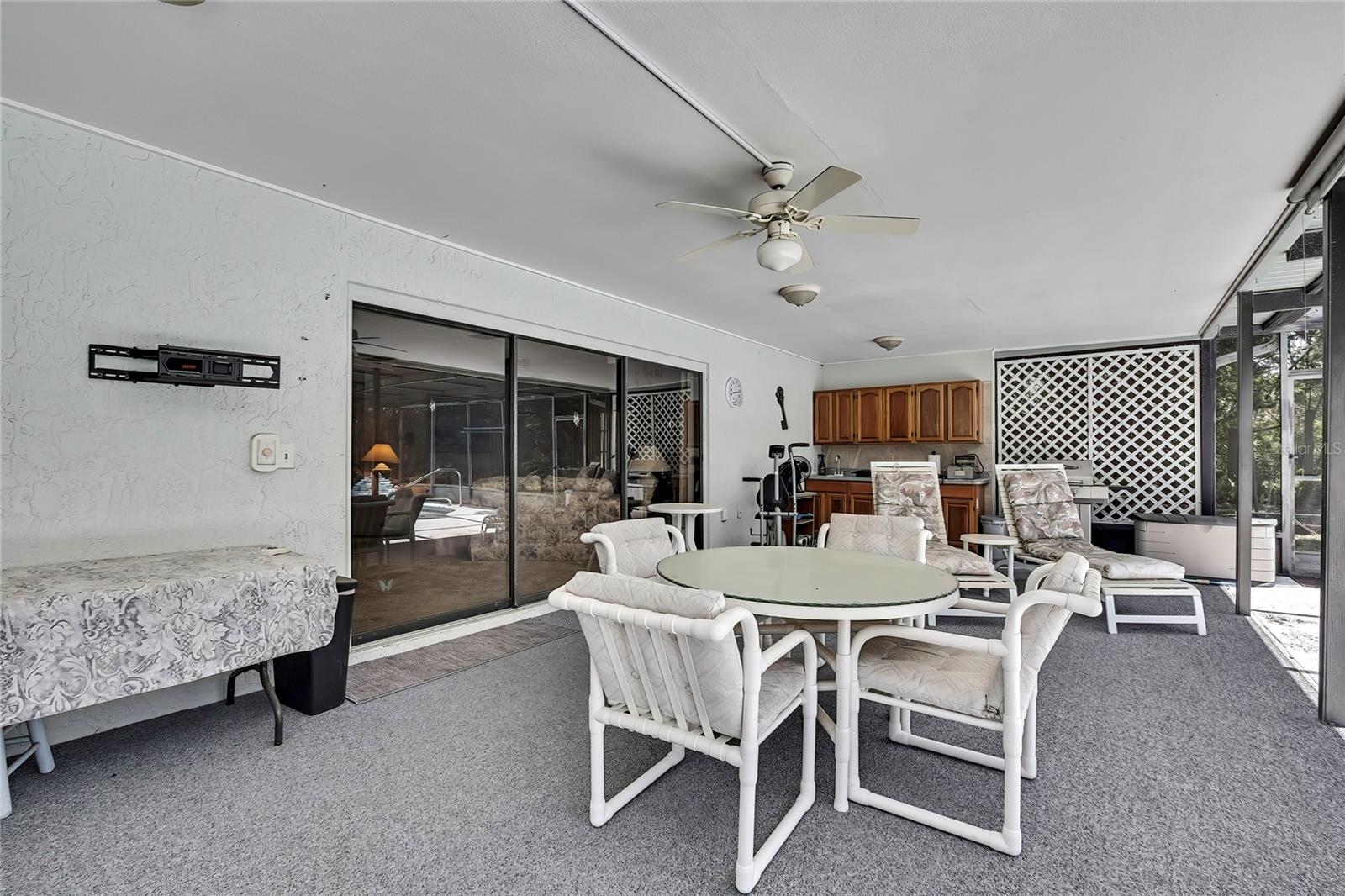 Image 37 of 58 For 12722 Oak Tree Drive