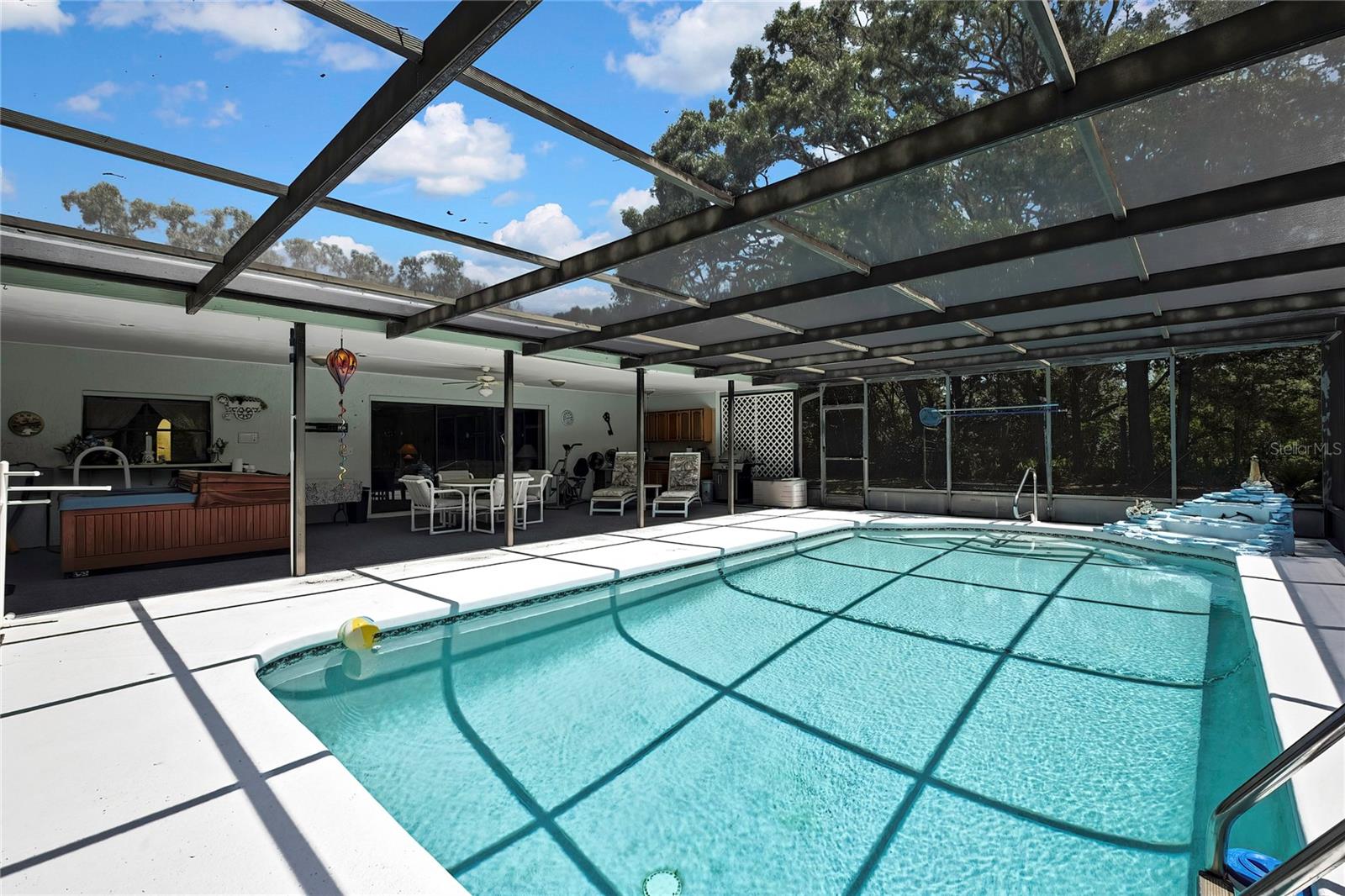 Image 42 of 58 For 12722 Oak Tree Drive