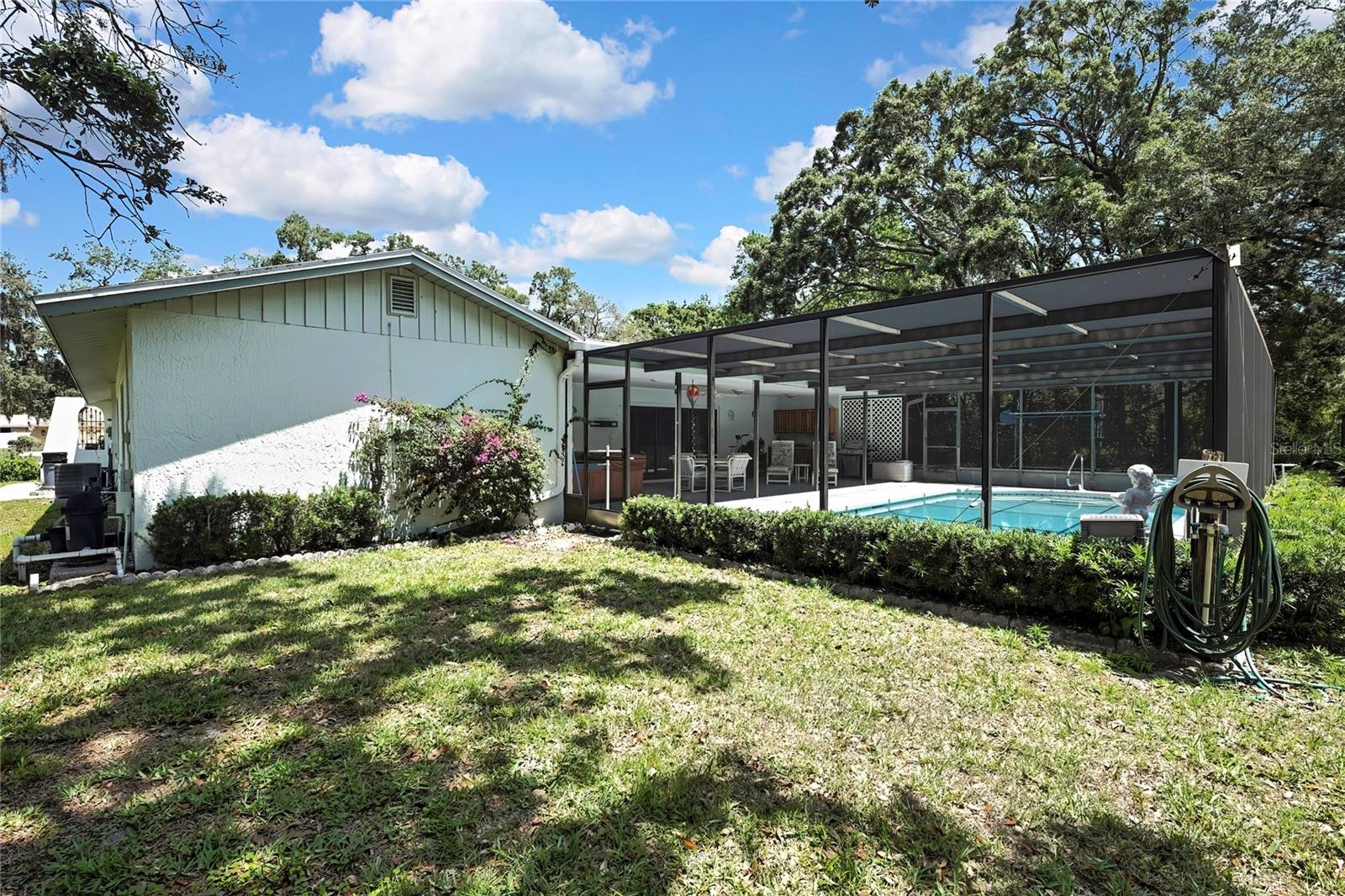 Image 43 of 58 For 12722 Oak Tree Drive