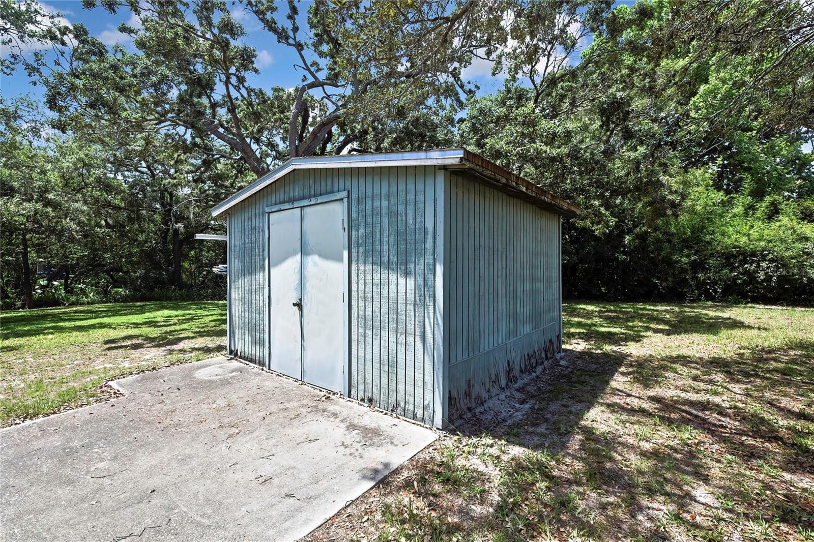 Image 45 of 58 For 12722 Oak Tree Drive