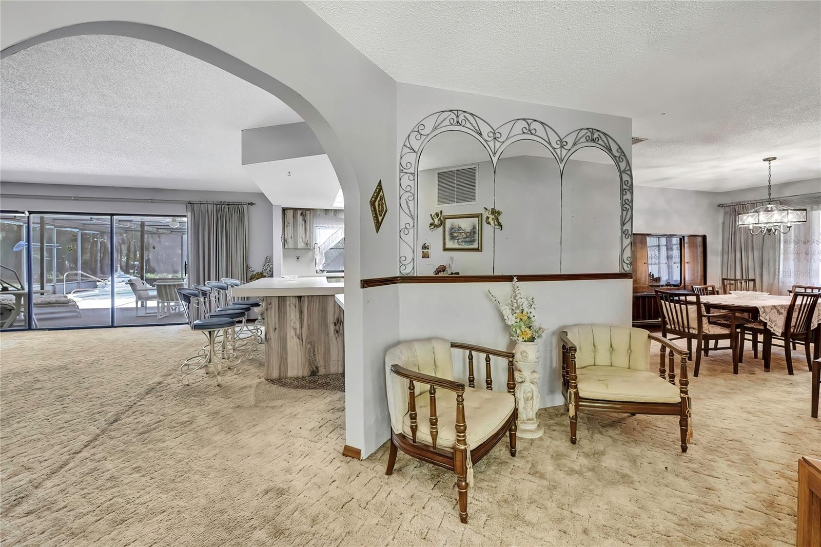 Image 7 of 58 For 12722 Oak Tree Drive