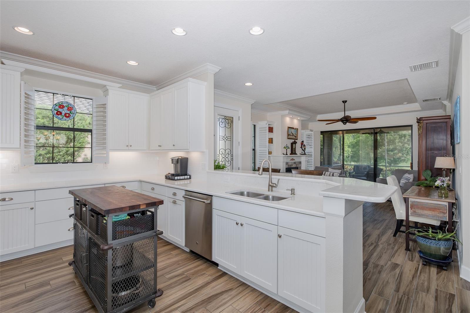 Image 16 of 79 For 11611 Callisia Drive