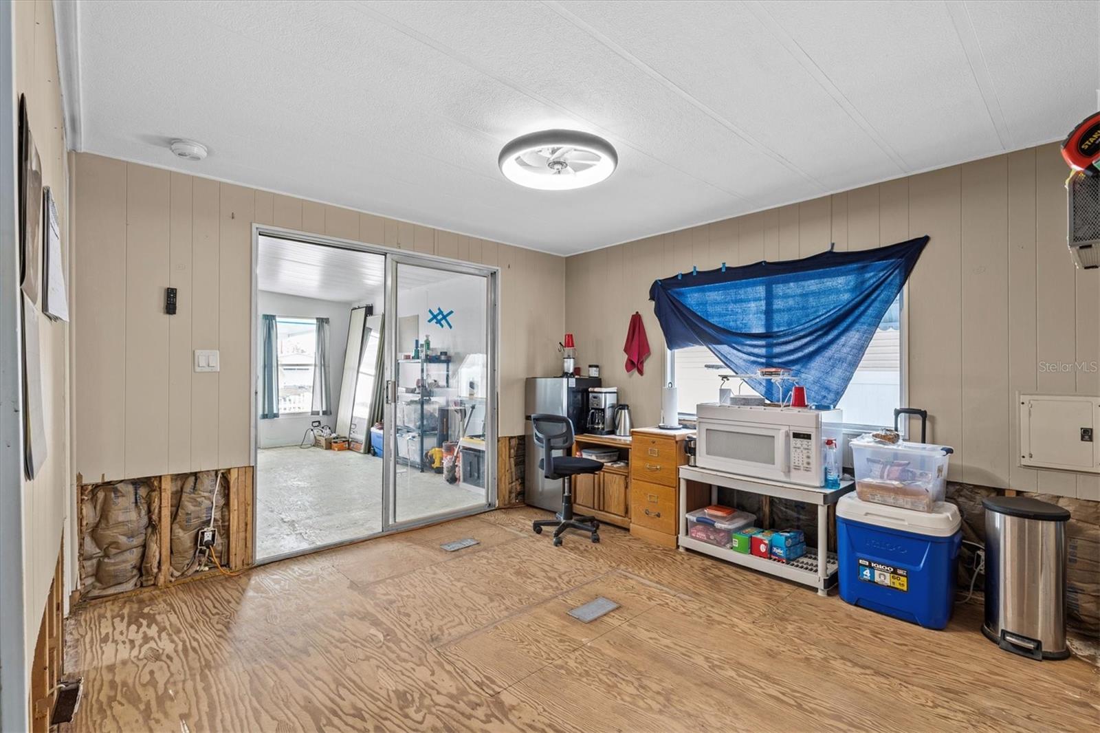 Image 20 of 53 For 13114 Beacon Court