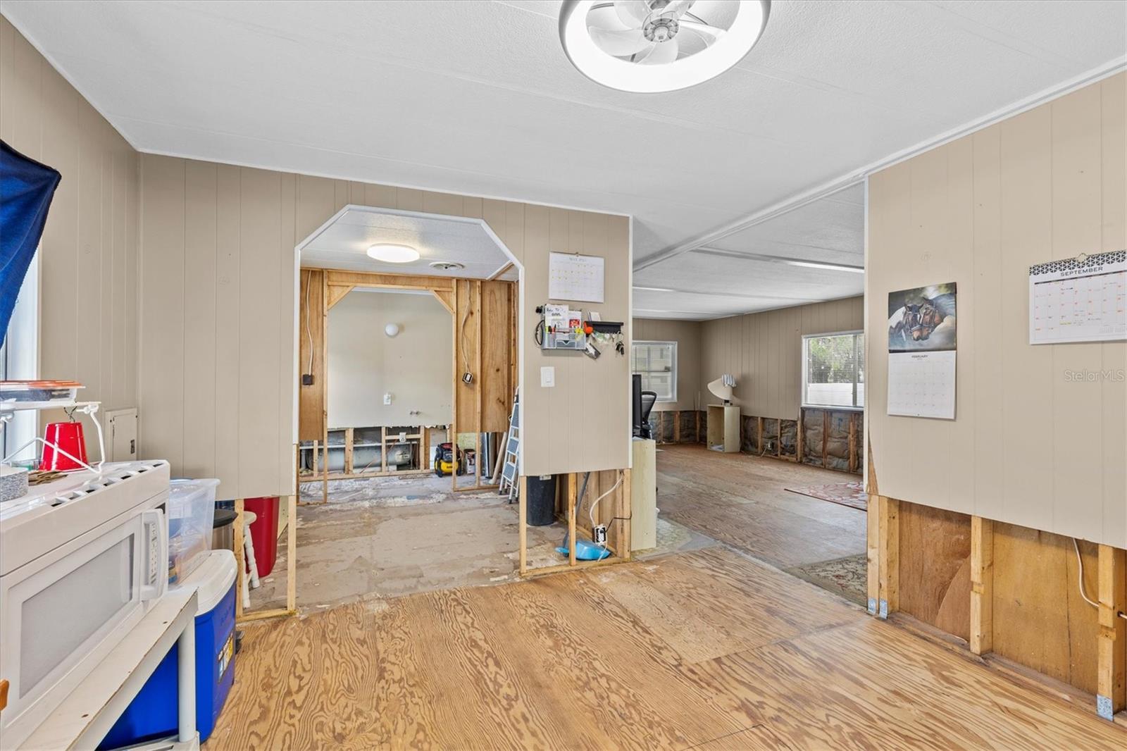 Image 22 of 53 For 13114 Beacon Court
