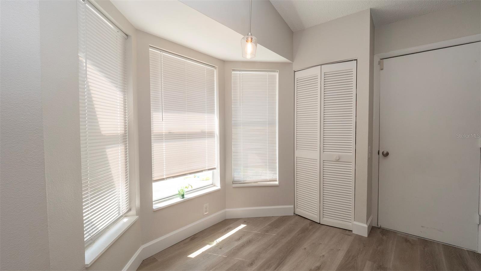 Image 11 of 35 For 6309 Covewood Drive