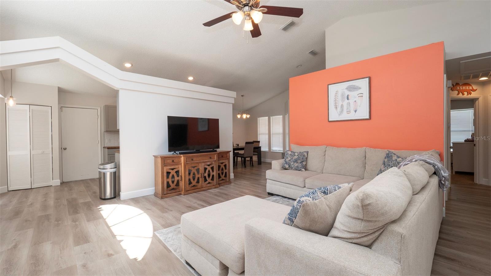 Image 13 of 35 For 6309 Covewood Drive