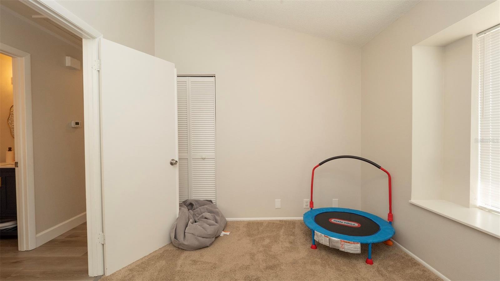 Image 20 of 35 For 6309 Covewood Drive