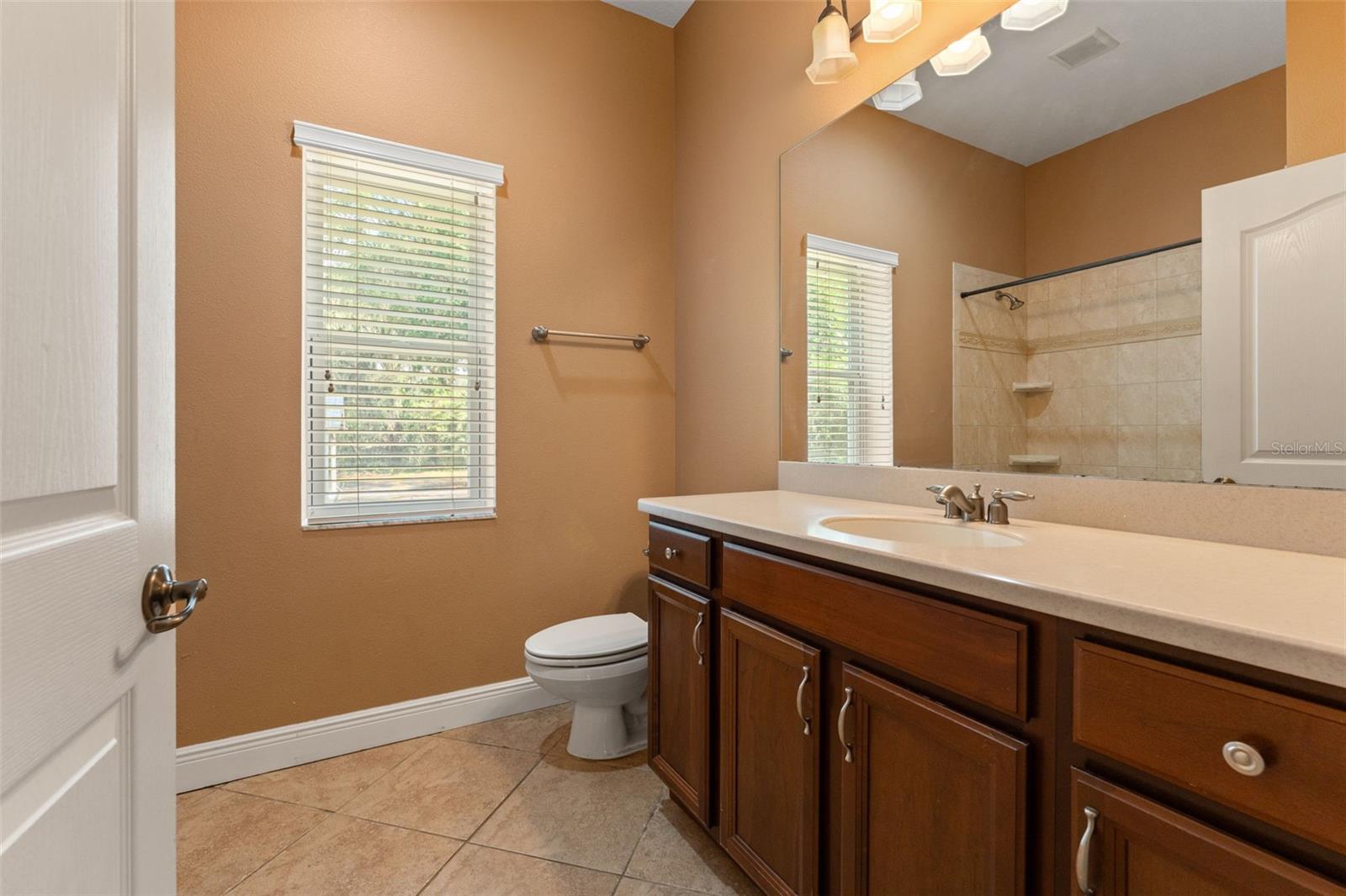 Image 21 of 43 For 5487 Valley View Drive