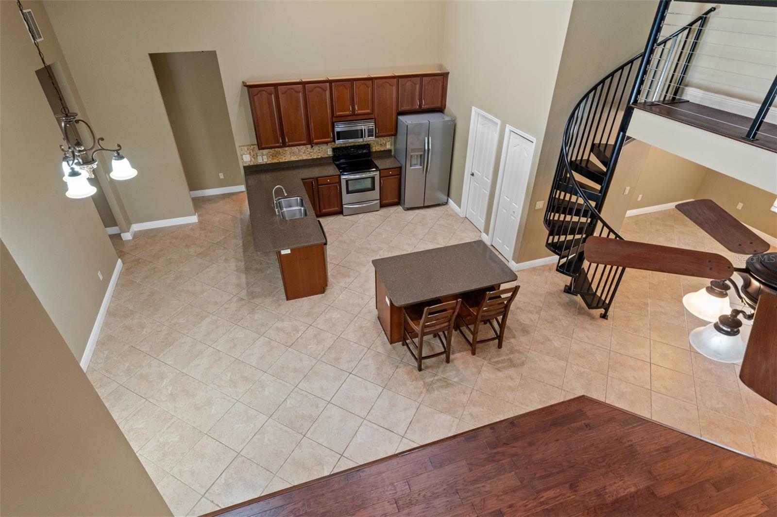 Image 27 of 43 For 5487 Valley View Drive