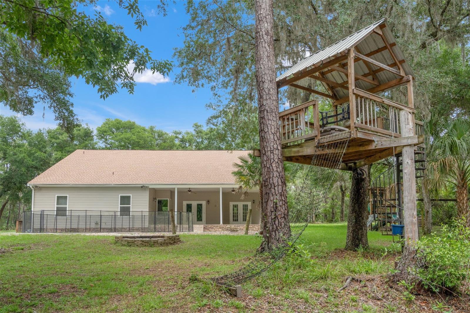 Image 4 of 43 For 5487 Valley View Drive