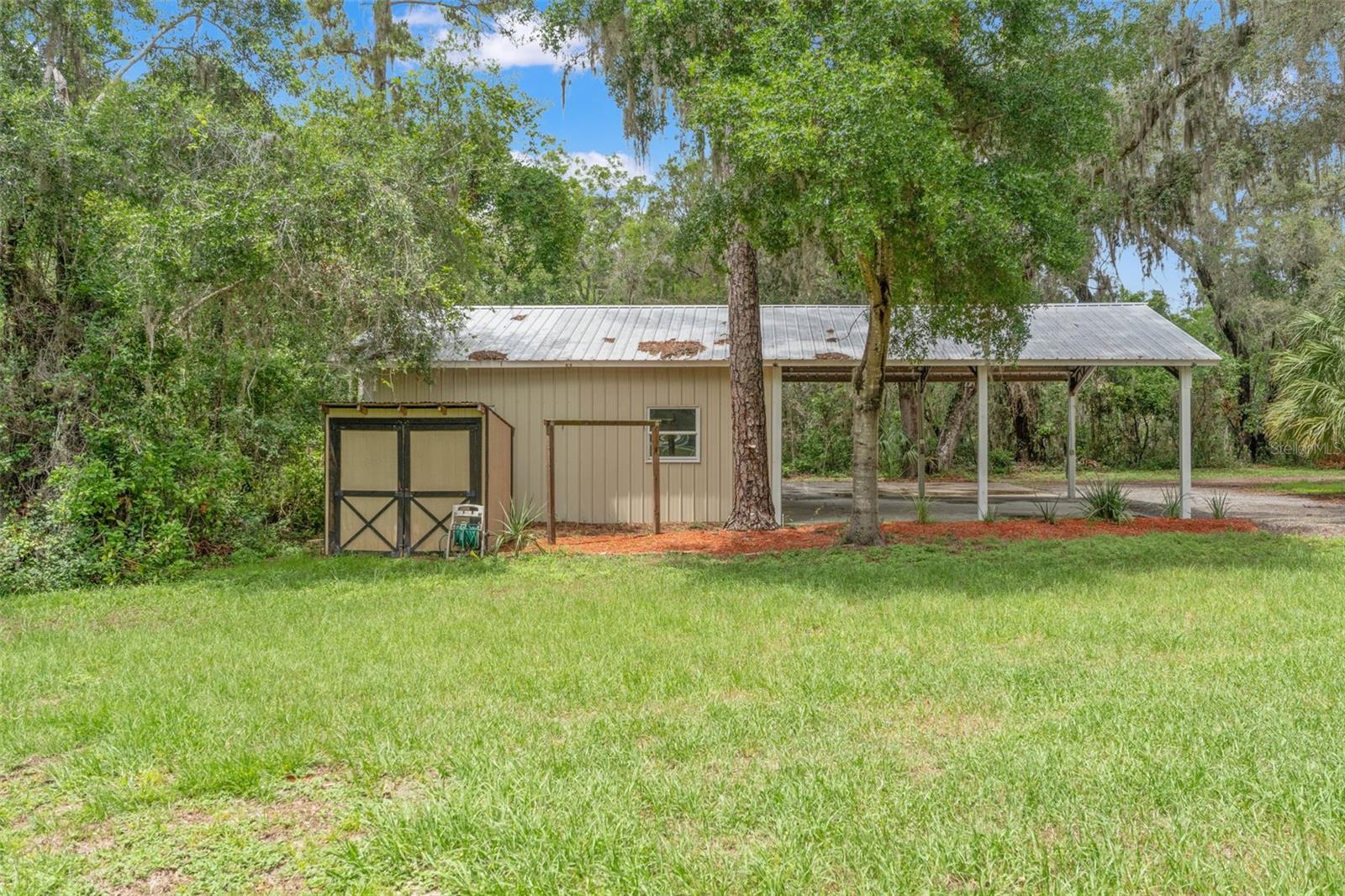 Image 40 of 43 For 5487 Valley View Drive