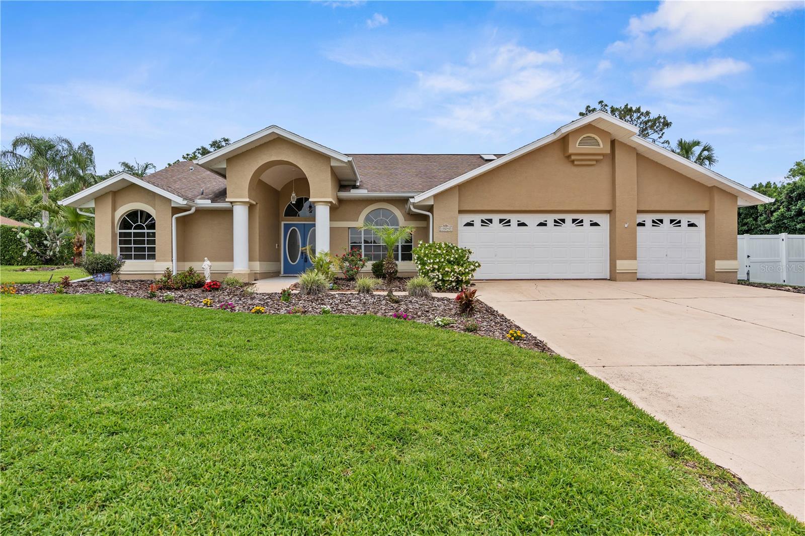 Details for 18242 Autumn Lake Boulevard, HUDSON, FL 34667