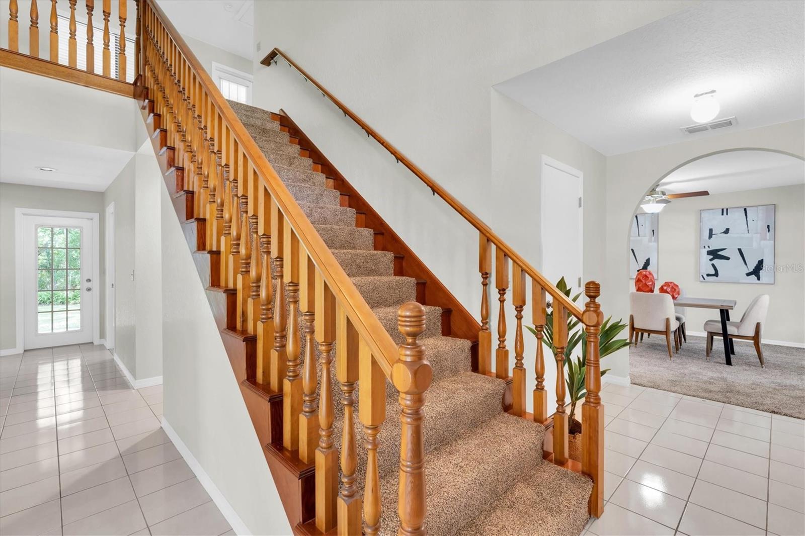 Listing photo id 2 for 6454 Summerfield Loop