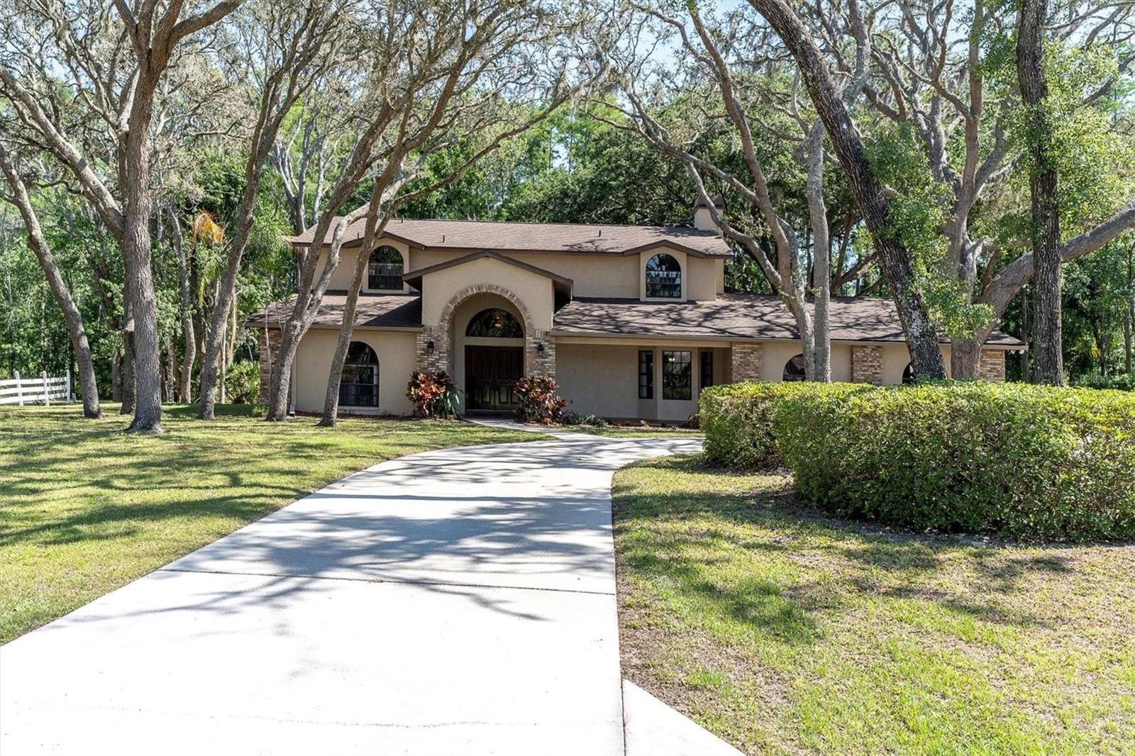 Listing photo id 50 for 6454 Summerfield Loop