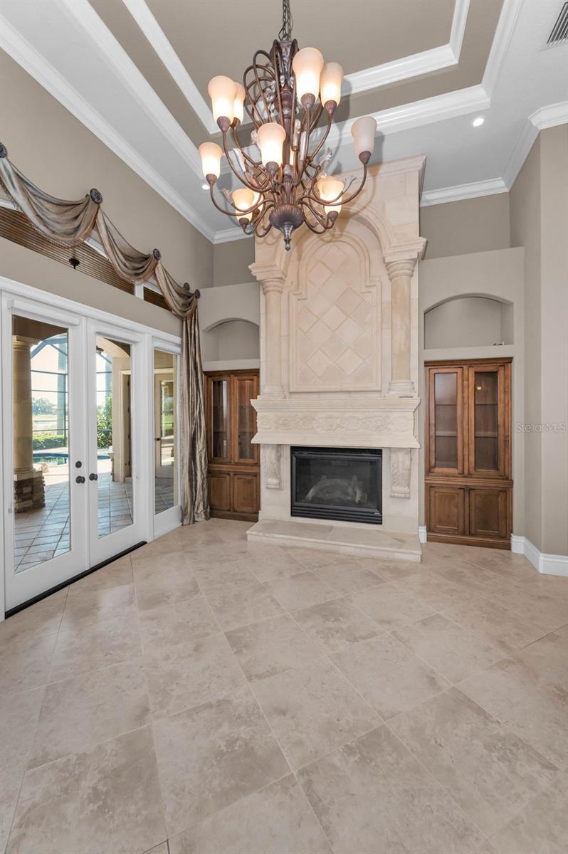 Image 13 of 97 For 9933 Milano Drive