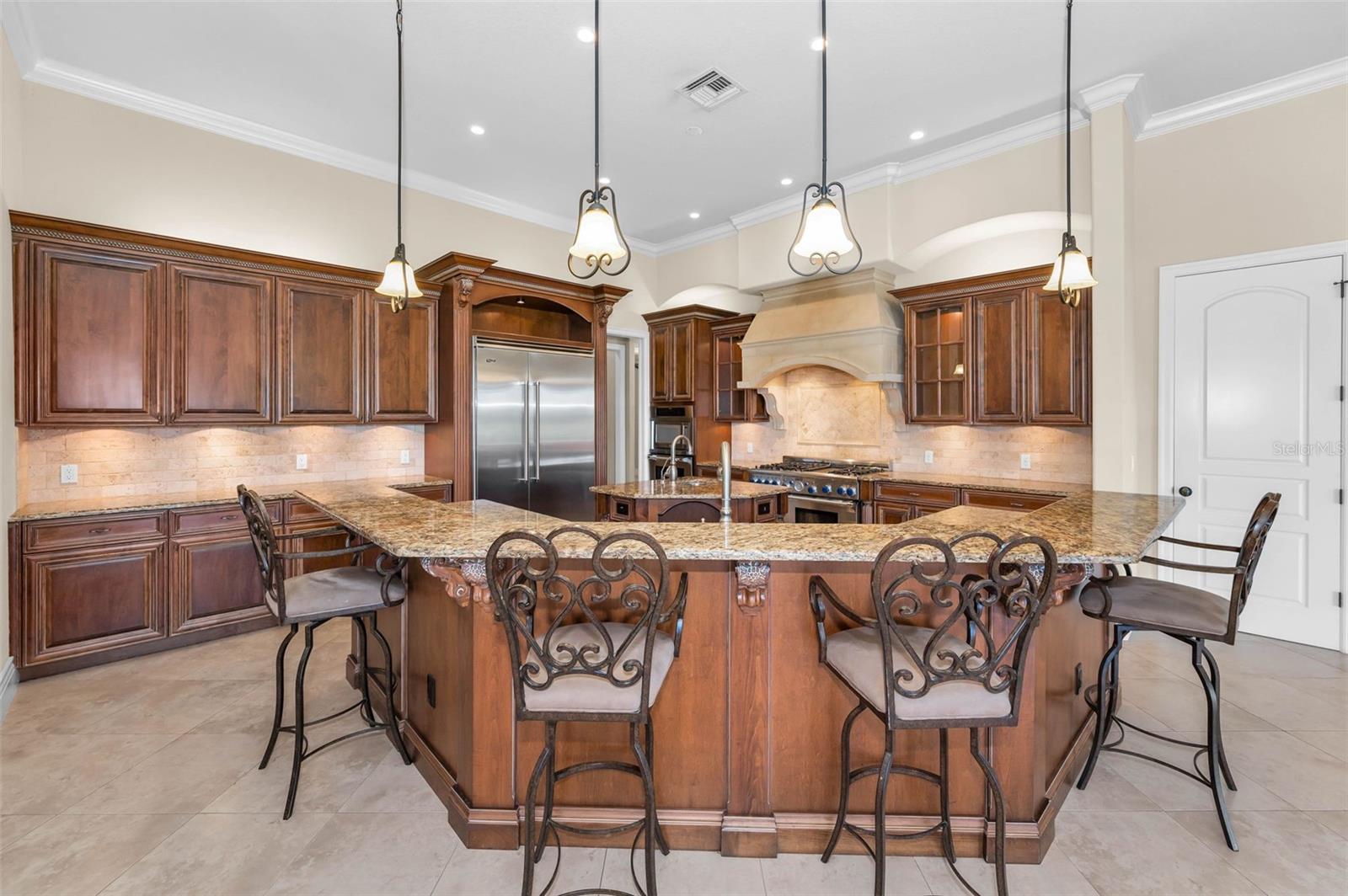 Image 22 of 97 For 9933 Milano Drive