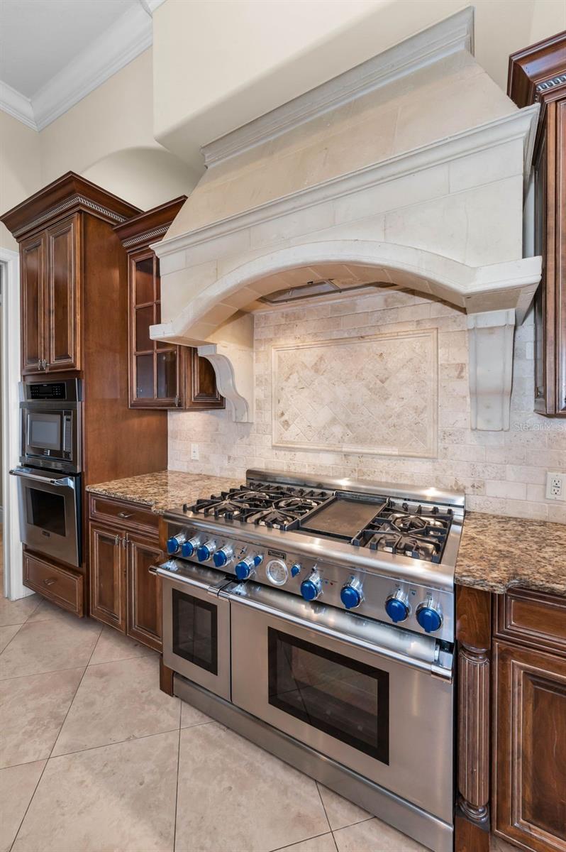 Image 23 of 97 For 9933 Milano Drive