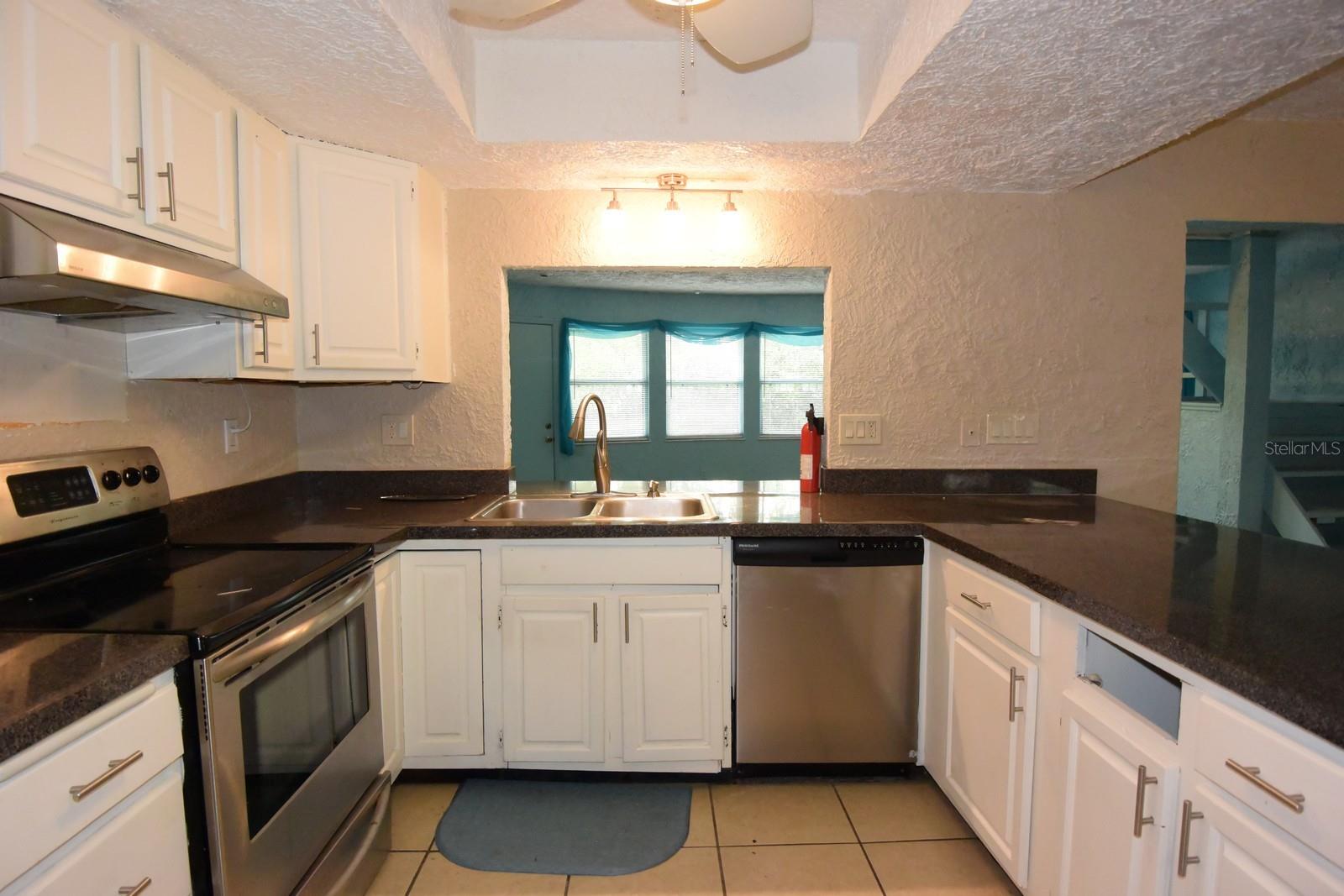 Image 11 of 50 For 8568 Heather Boulevard