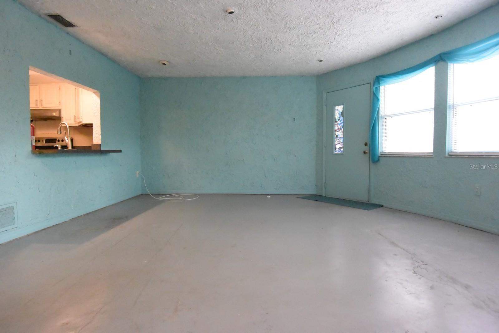 Image 16 of 50 For 8568 Heather Boulevard