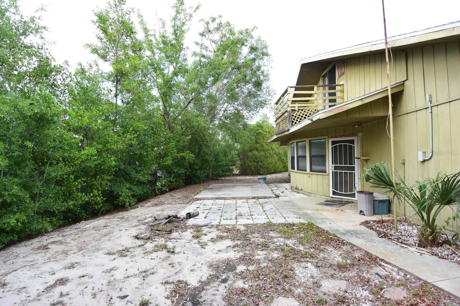 Image 43 of 50 For 8568 Heather Boulevard