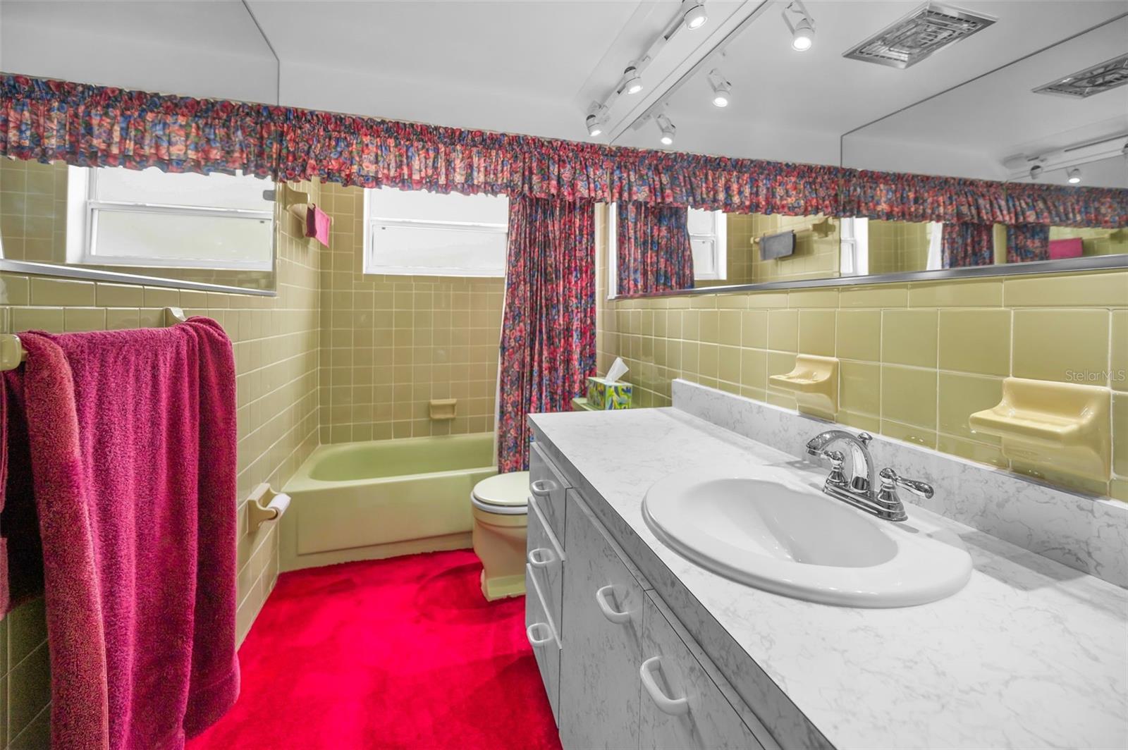 Image 41 of 76 For 5132 Flora Avenue