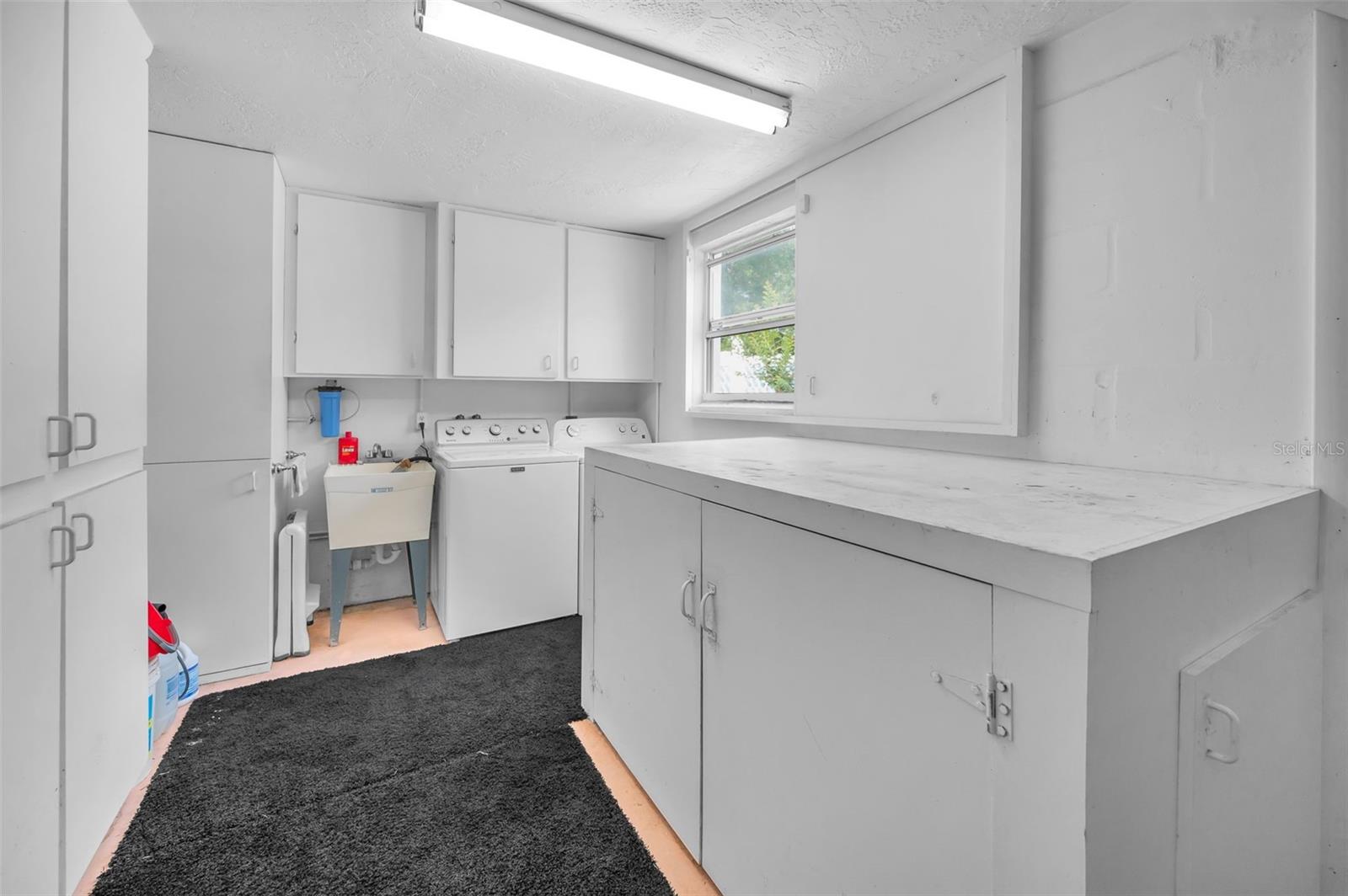 Image 42 of 76 For 5132 Flora Avenue