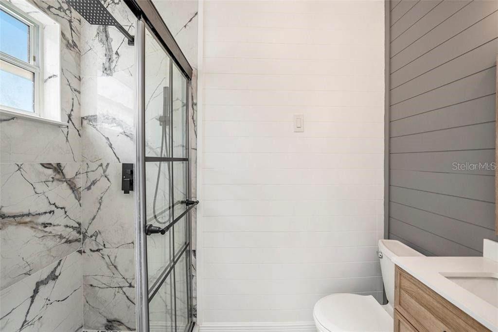 Listing photo id 10 for 6989 300 Th Avenue N