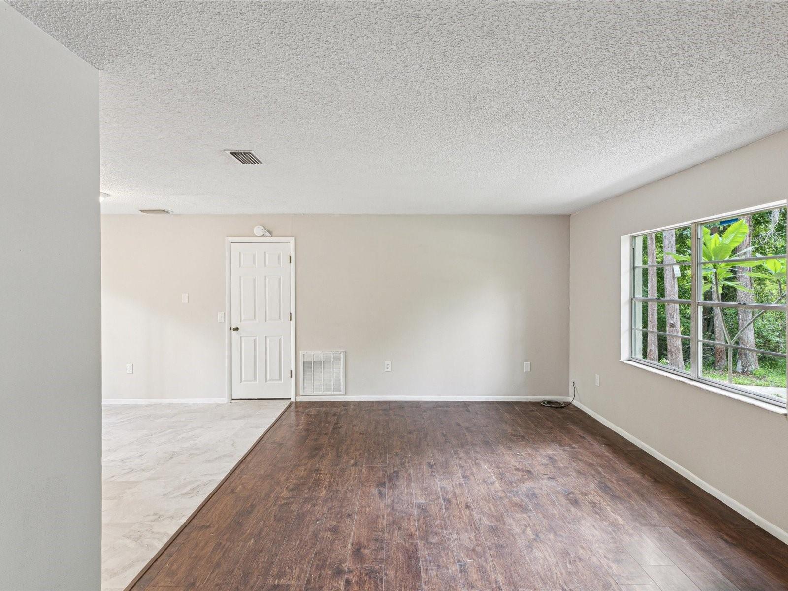 Image 7 of 16 For 11751 Key Lime Drive