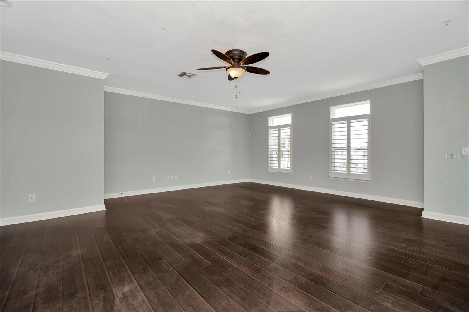 Image 10 of 35 For 3213 Marcellus Circle