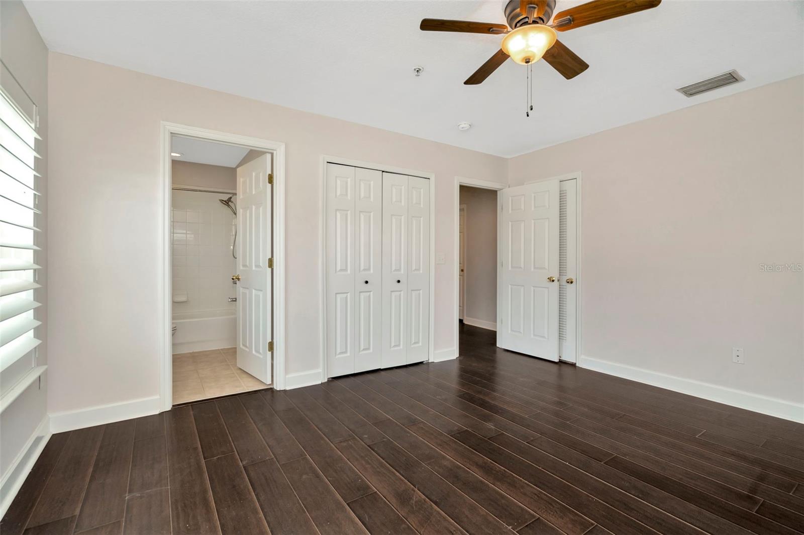 Image 19 of 35 For 3213 Marcellus Circle