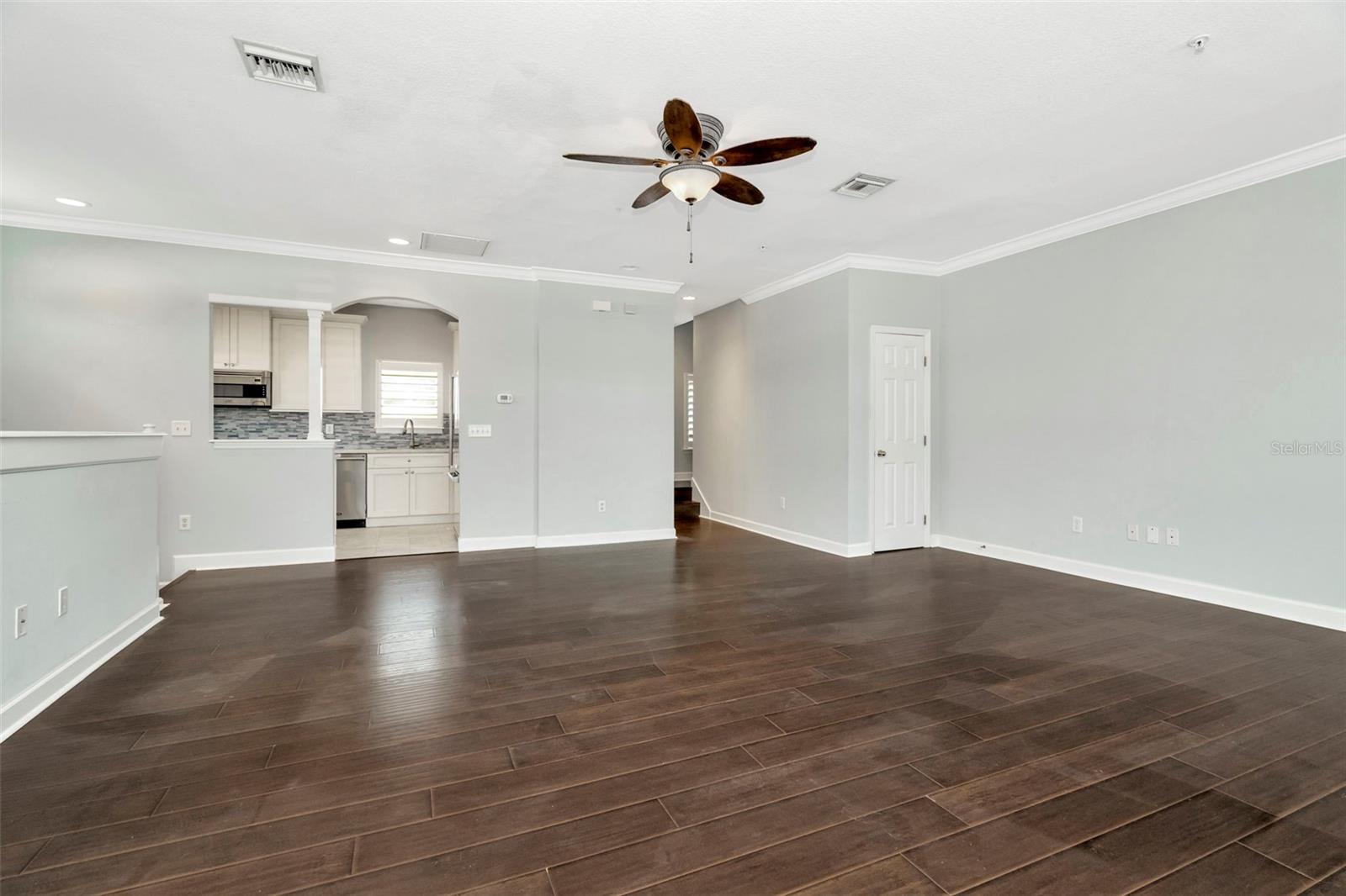 Image 9 of 35 For 3213 Marcellus Circle