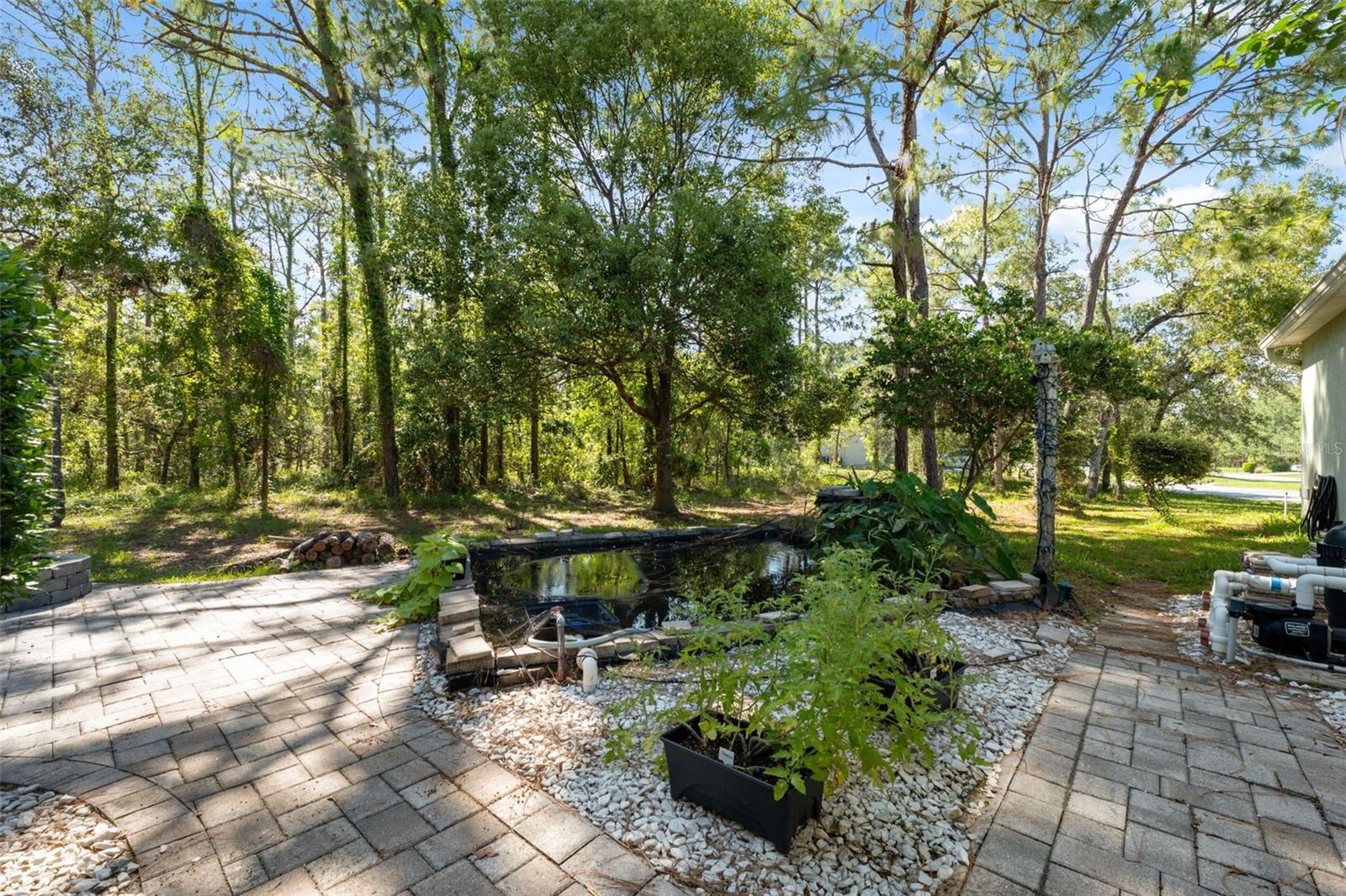 Image 44 of 65 For 10 Boxleaf Court