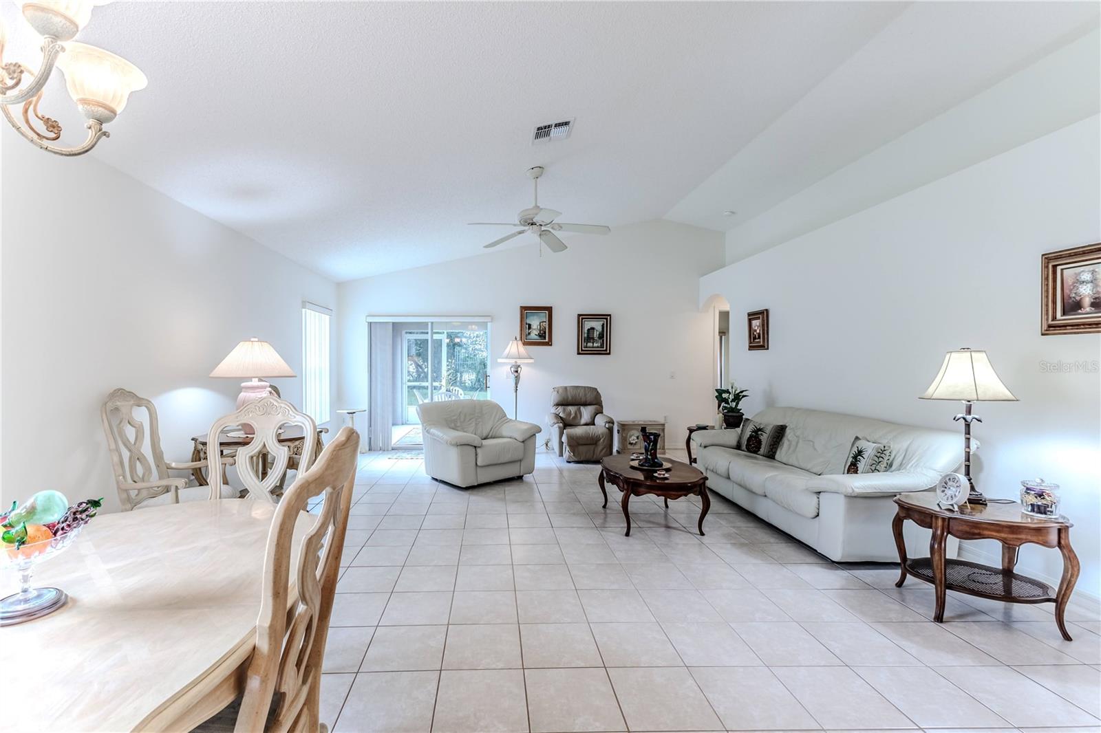 Image 11 of 49 For 11158 Heathrow Avenue
