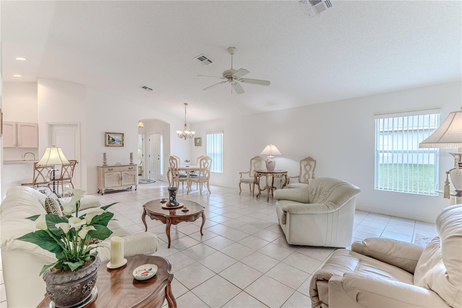 Image 16 of 49 For 11158 Heathrow Avenue