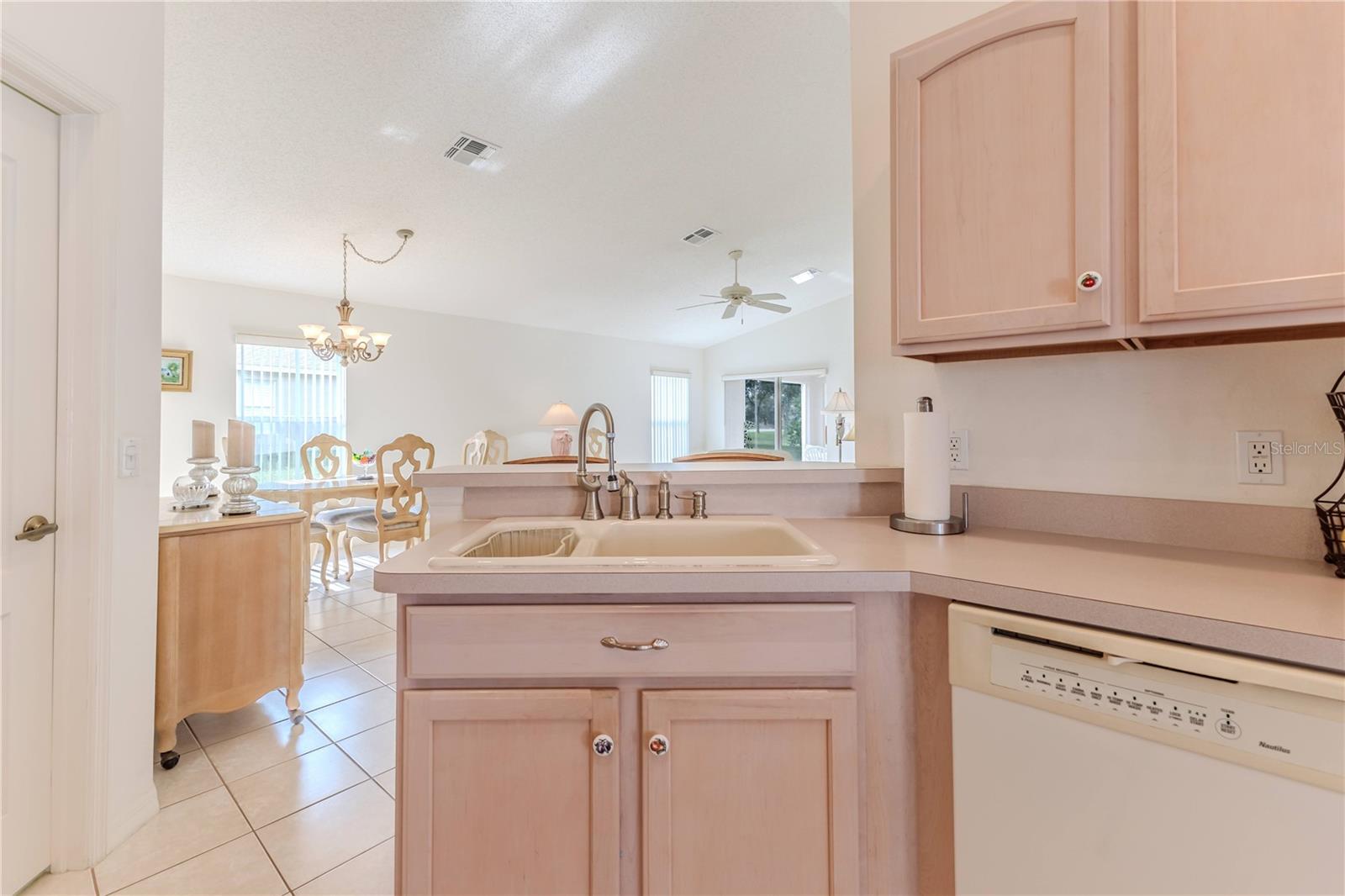 Image 20 of 49 For 11158 Heathrow Avenue