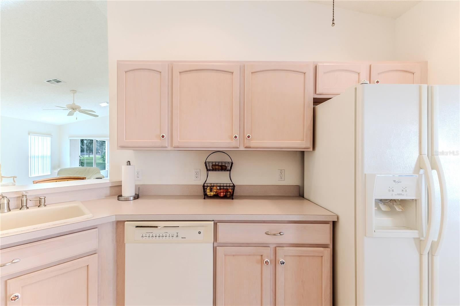 Image 21 of 49 For 11158 Heathrow Avenue