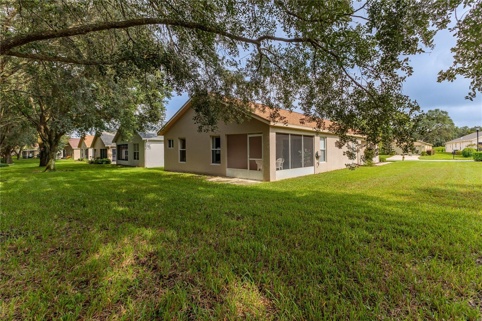 Image 46 of 49 For 11158 Heathrow Avenue