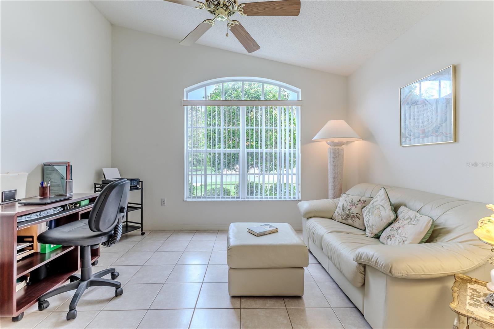 Image 7 of 49 For 11158 Heathrow Avenue