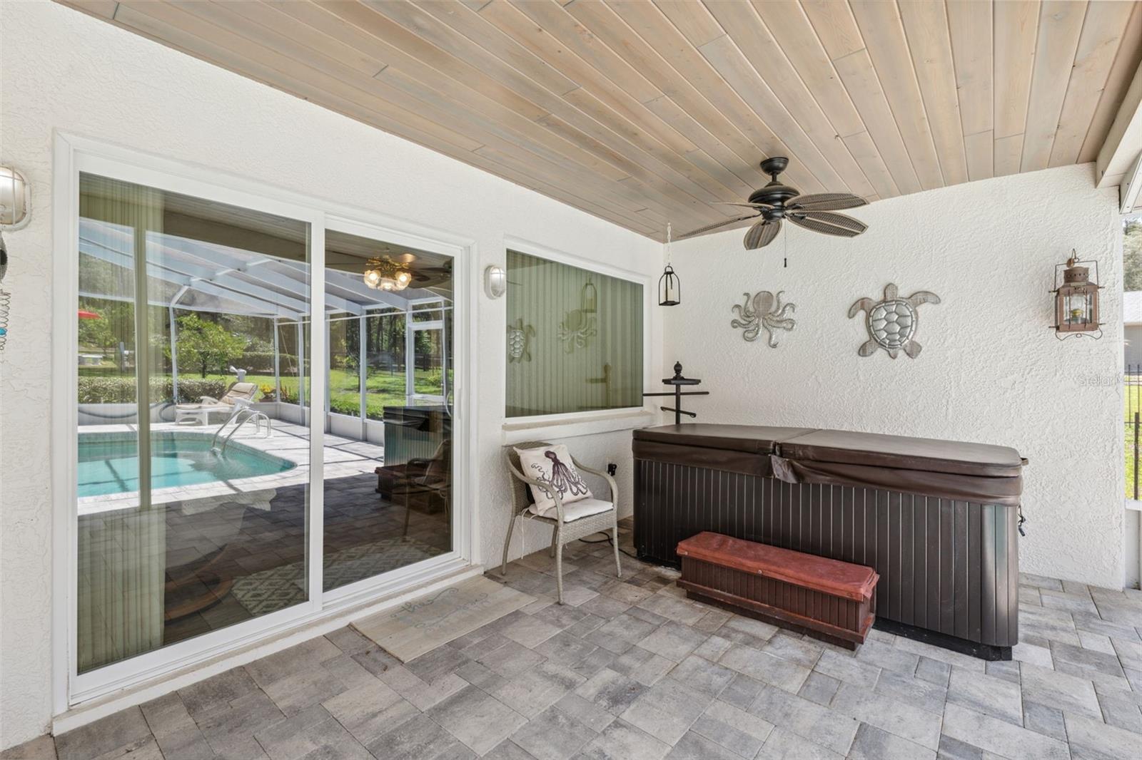 Listing photo id 33 for 1212 Redding Street