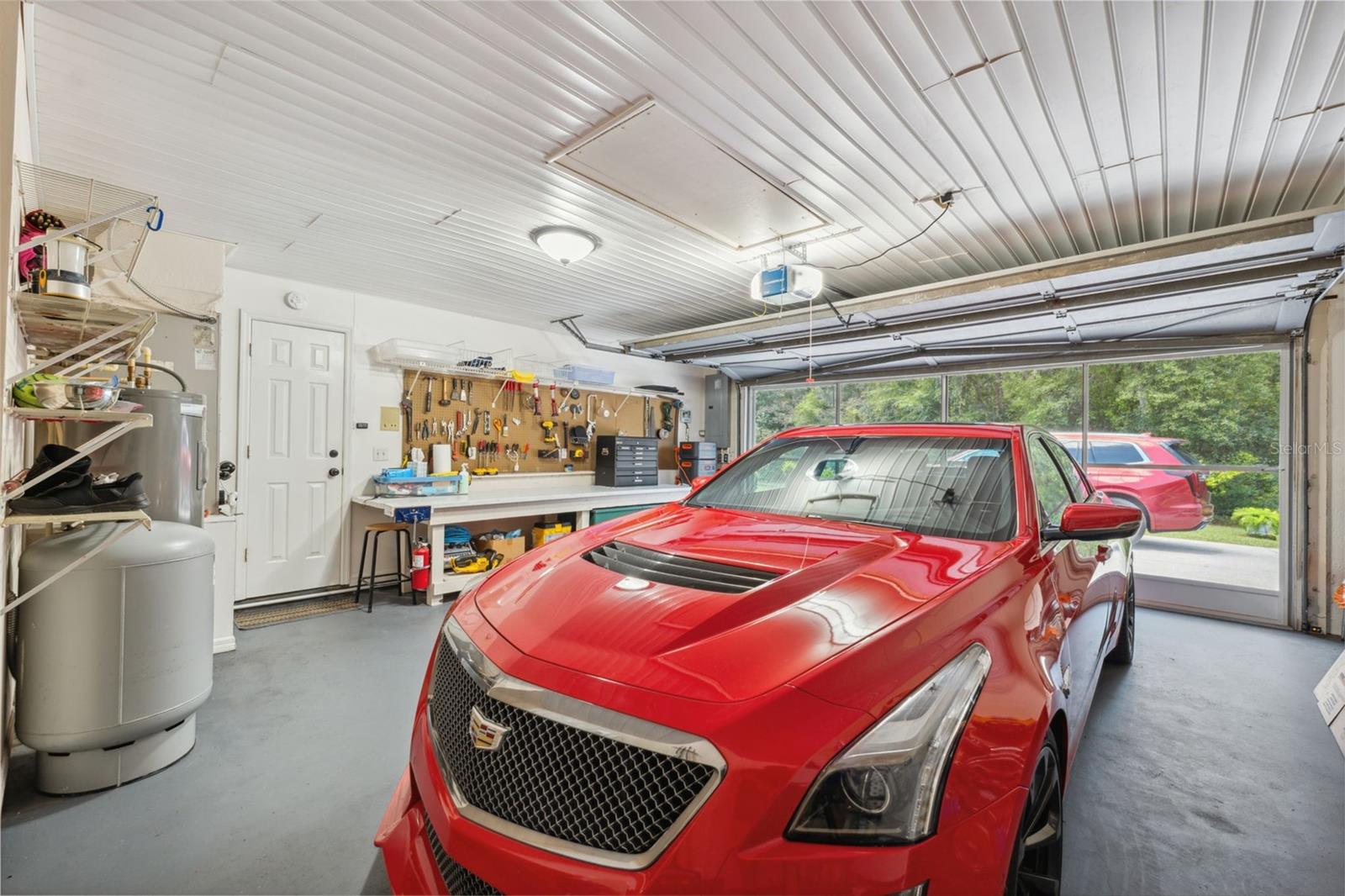 Listing photo id 59 for 1212 Redding Street