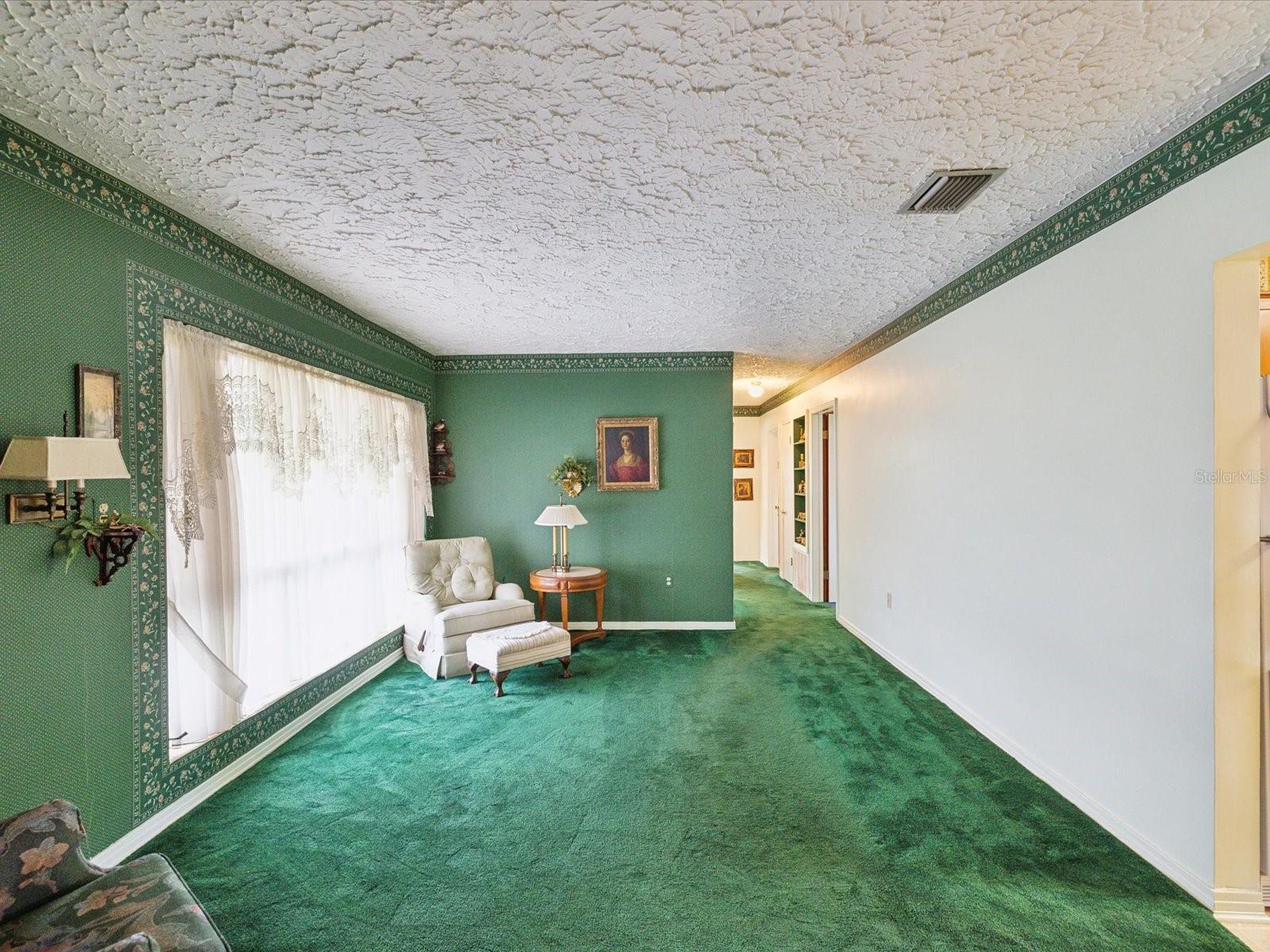 Image 15 of 48 For 6823 Oak Hill Drive