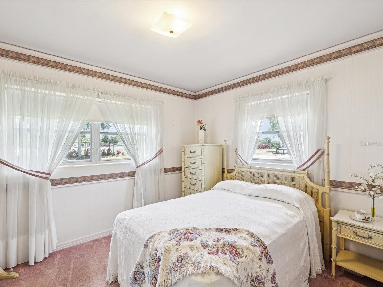 Image 22 of 48 For 6823 Oak Hill Drive