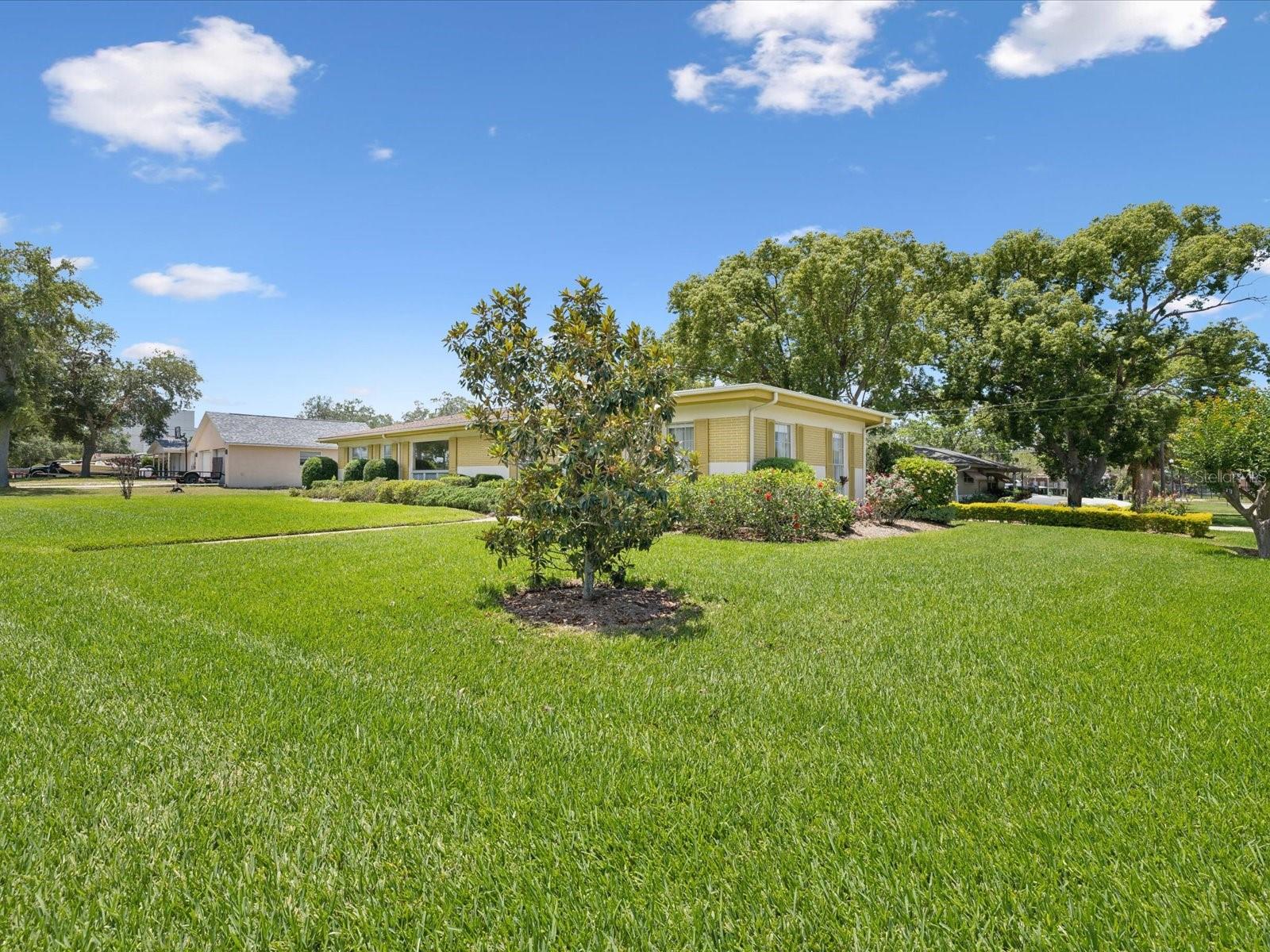 Image 33 of 48 For 6823 Oak Hill Drive