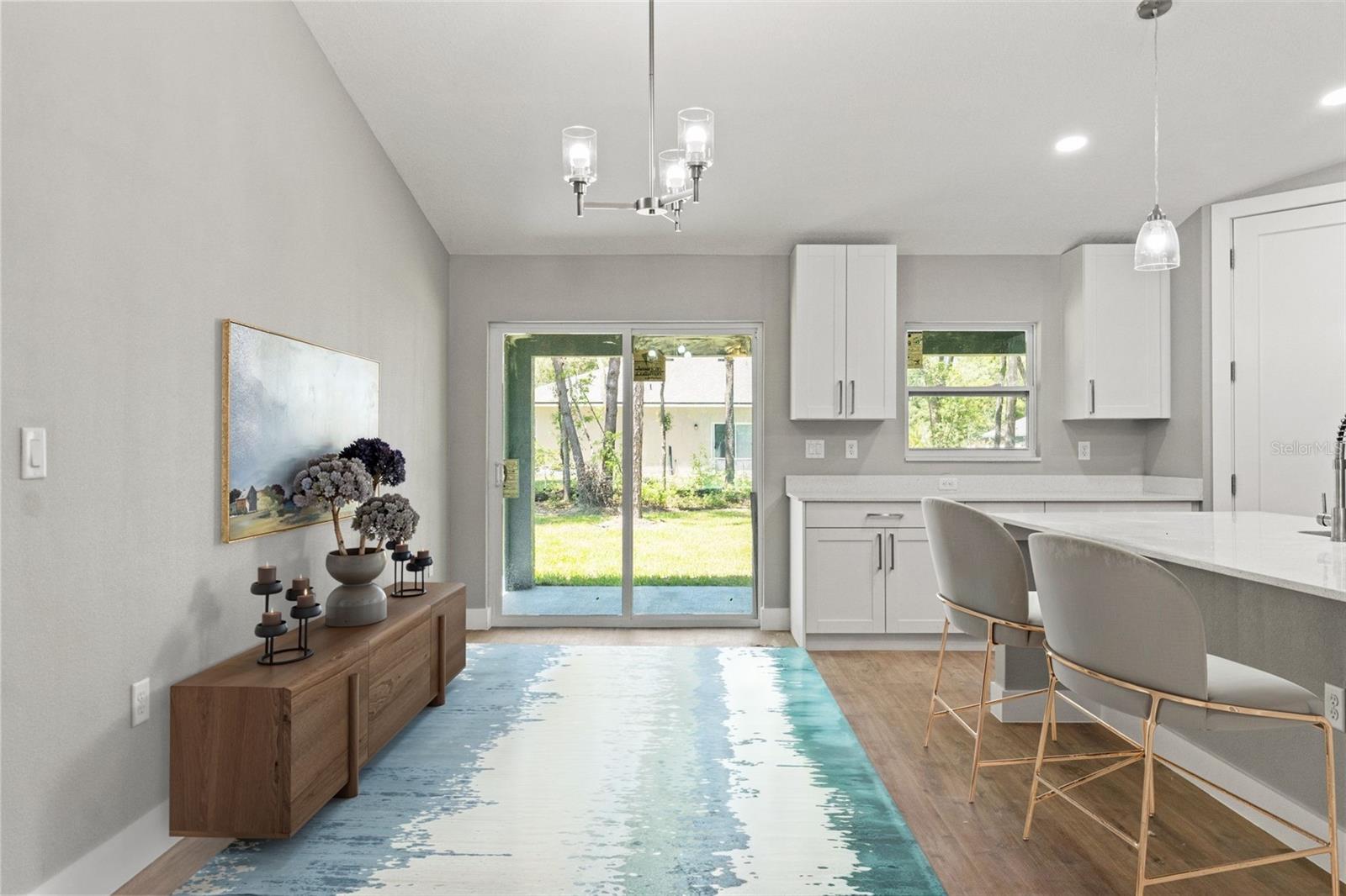 Image 13 of 33 For 8792 Sandree Drive