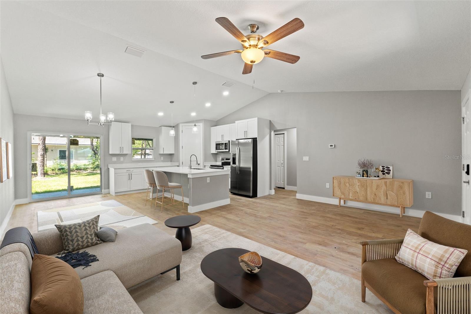 Image 8 of 33 For 8792 Sandree Drive