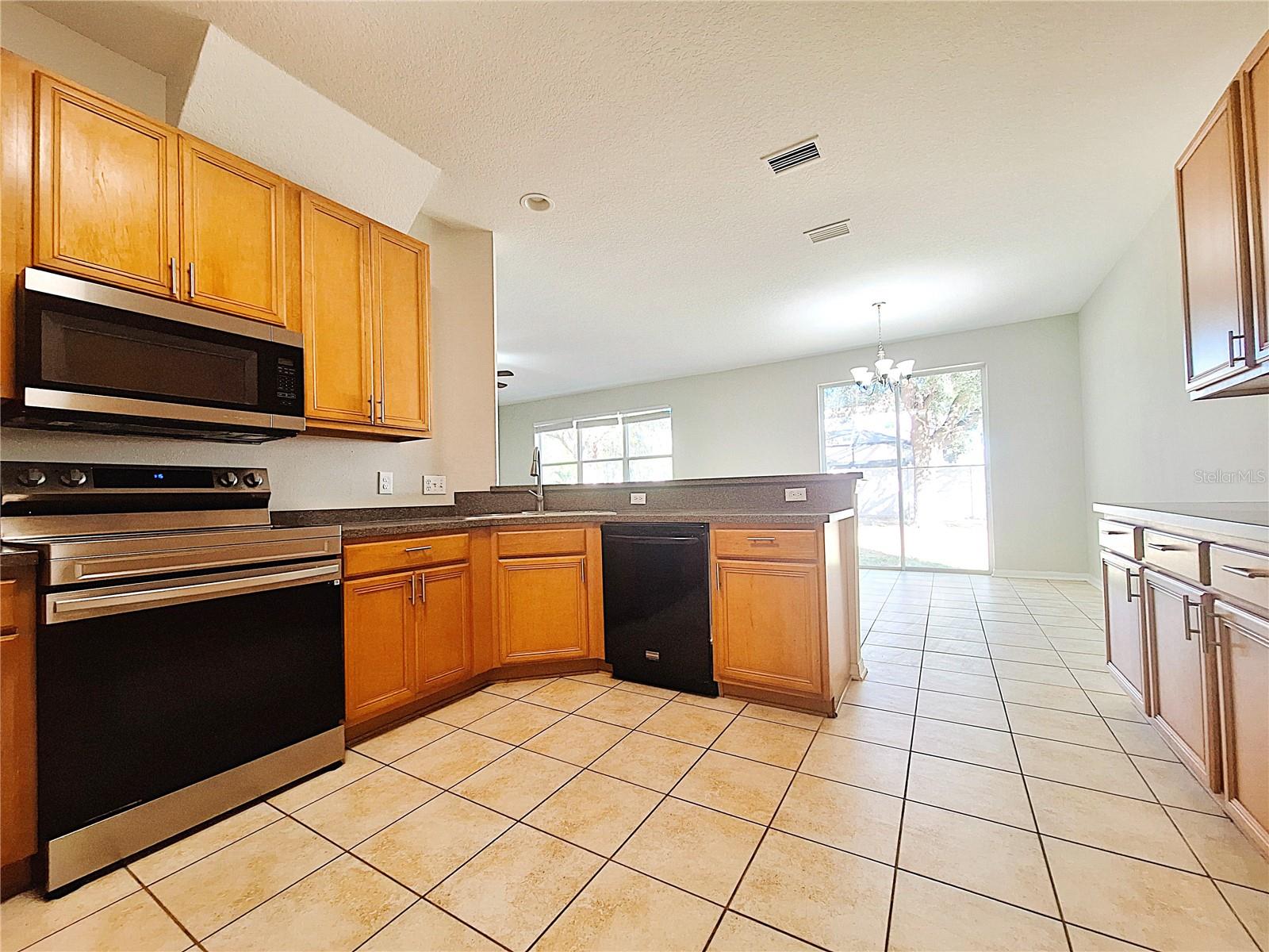 Image 16 of 29 For 19551 Timberbluff Drive
