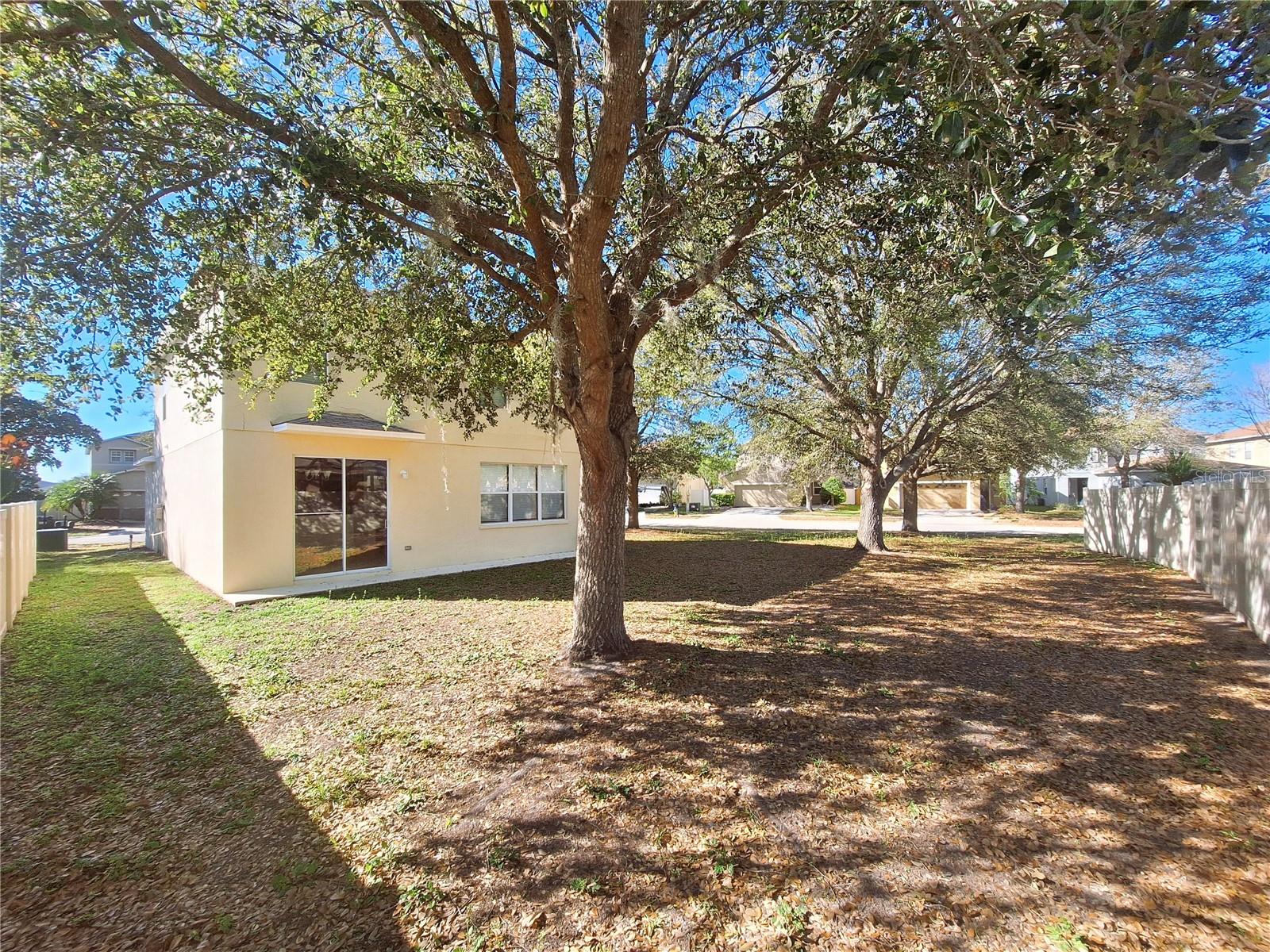 Image 7 of 29 For 19551 Timberbluff Drive